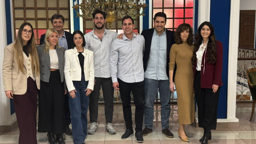 EQUIPO IA EXPERIENCE + EQUIPO CÁMARA DE COMERCIO DE ZARAGOZA Y HUESCA